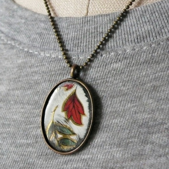 ♡ NWOT Vintage Tin Necklace - Picture 2 of 3